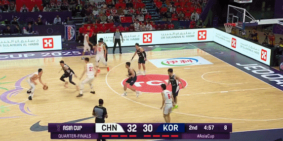 国三分成功复仇中国男篮闯入亚洲杯四强AG真人国际游戏79比71！掐灭韩(图5)